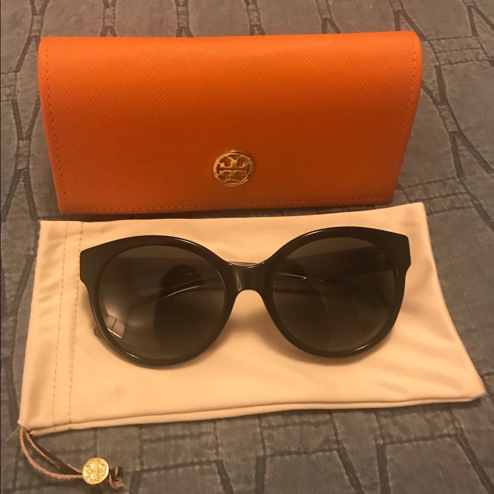 Tory Burch Stacked T 55mm Round Sunglasses